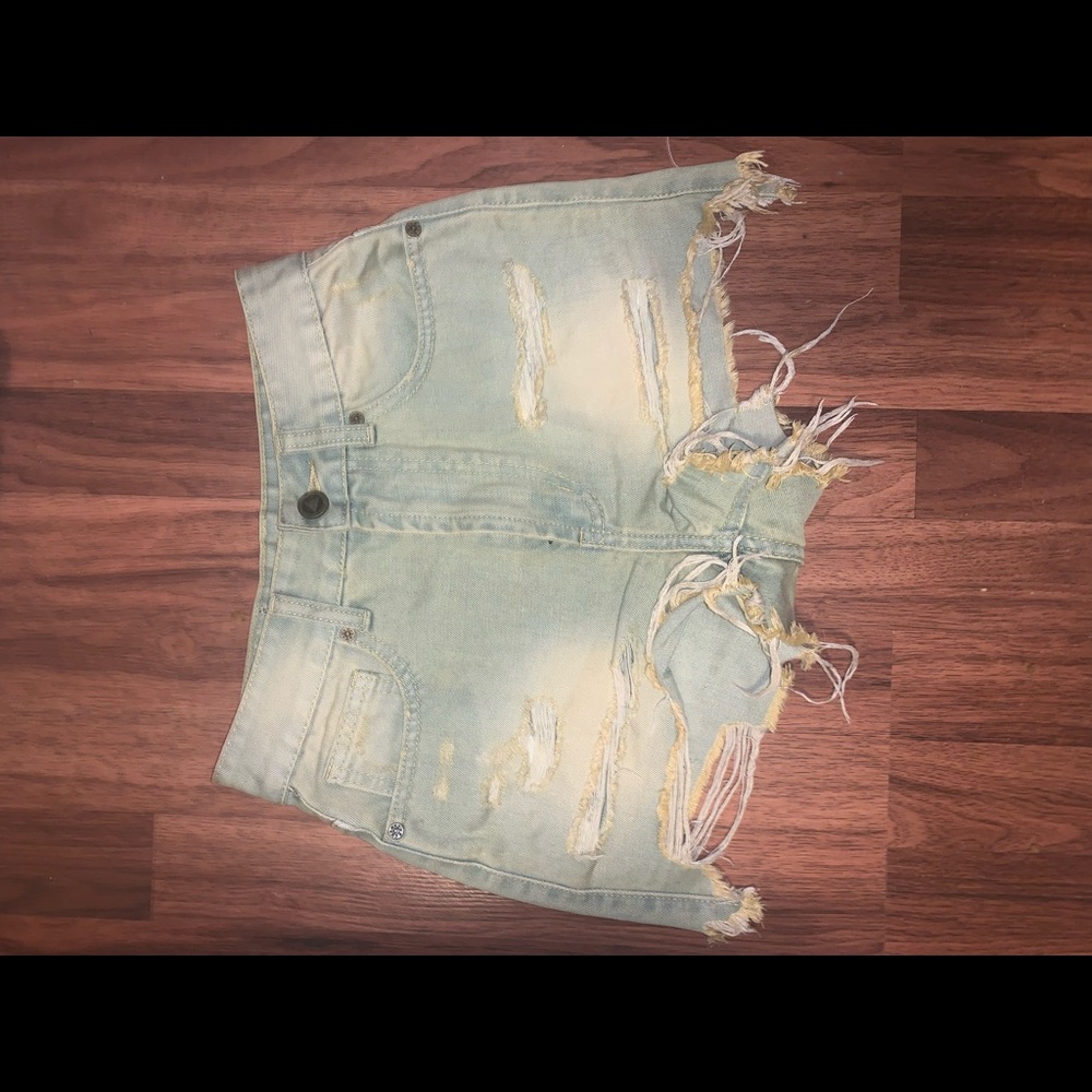 UNIF Jean shorts 24